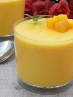 A picture of Eggless Mango Mousse.