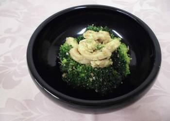 Easiest Way to Recipe Delicious Broccoli and chicken with sesame vinegar