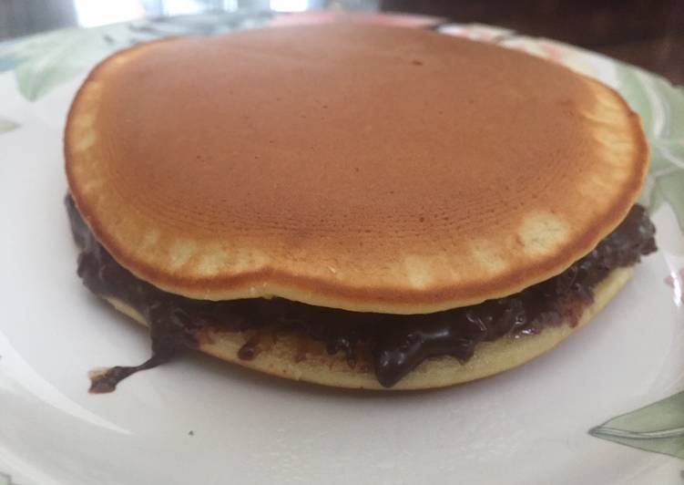 Langkah Mudah untuk Membuat DoRayaki choco crunchy 🍫, Lezat