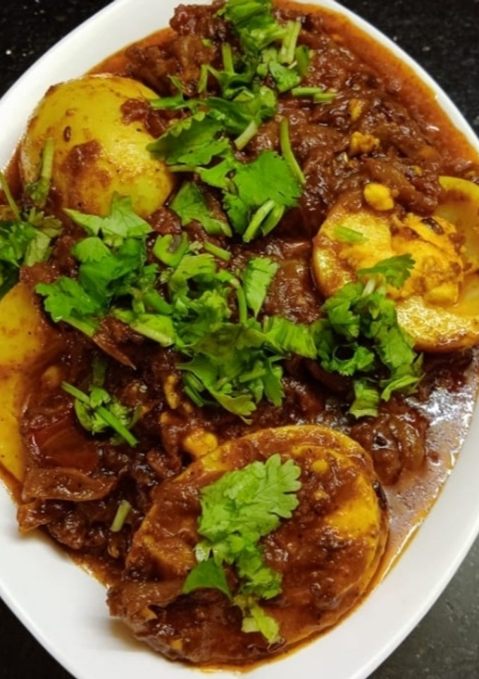 முட்டை தொக்கு 🍛🙂 (Muttai thokku recipe in tamil) செய்முறை முக்கிய புகைப்படம்