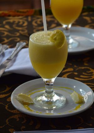 A picture of Mango lemon drink.