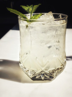 A picture of Roman Lemonade.