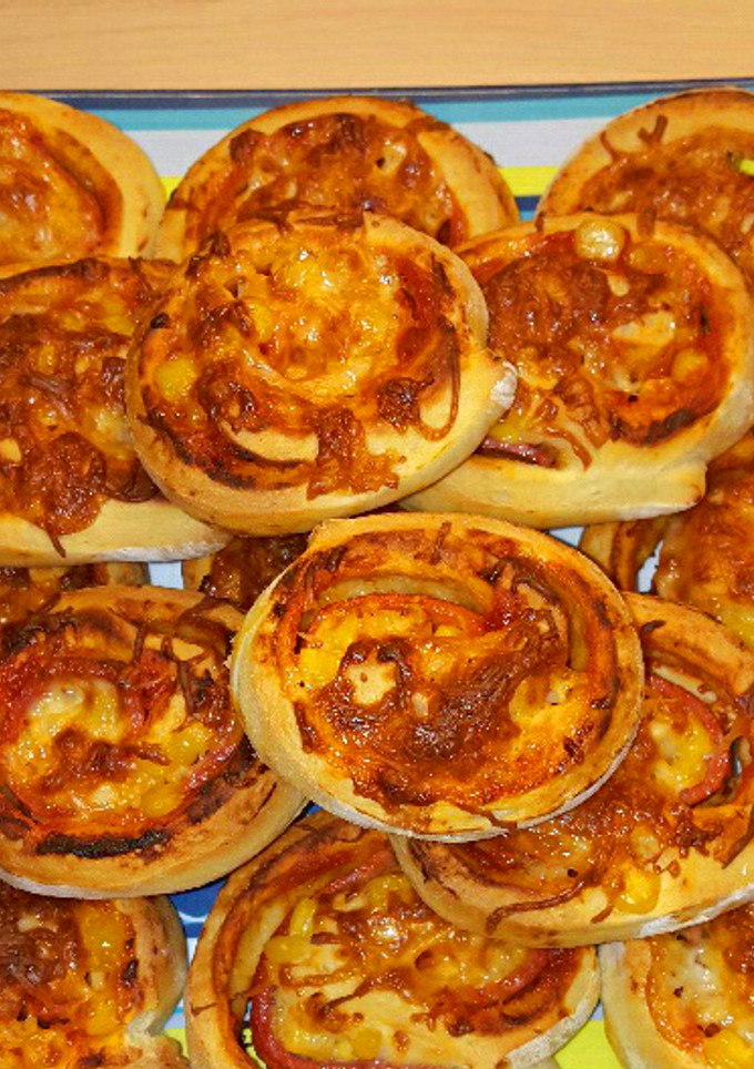 Pizzás csiga recept fotója