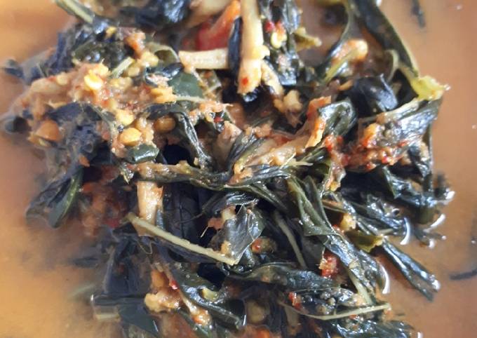 Bagaimana Menyiapkan Gulai daun singkong teri, Menggugah Selera