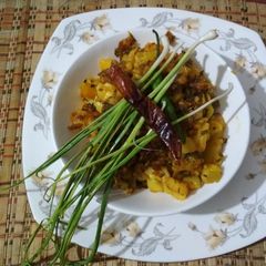 A picture of Hare Pyaaz Aaloo ki sukhi bhaji.