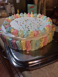Una foto de Torta rainbow 🍰🦄