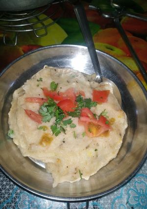 ઉપમા (Upma Recipe In Gujarati) રેસીપી મુખ્ય ફોટો