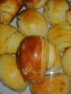 A picture of Cinnamon rolls.