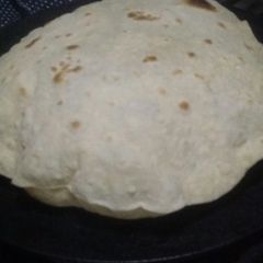 A picture of Roti /phulka.