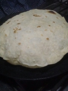 A picture of Roti /phulka.