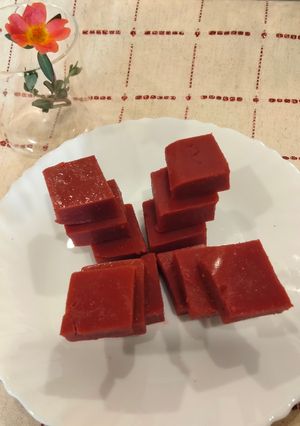 A picture of No sugar super healthy gummies.