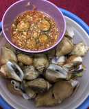 Kerang Rebus dan Sambal Thailand