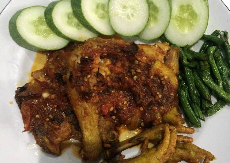 Ayam penyet sambel cobek ala Sean 🤤