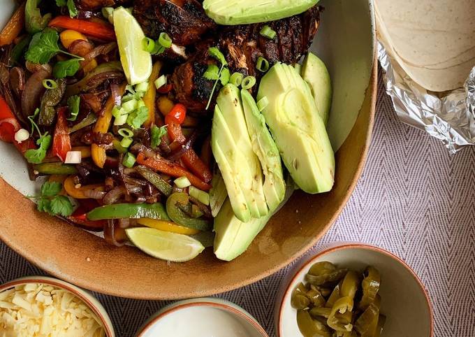 Easiest Way to Make Homemade Blackened chicken fajitas