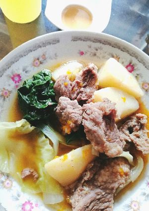 A picture of Beef Nilaga.