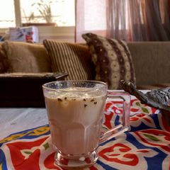 A picture of Iced latte like in starbucks without a machine.