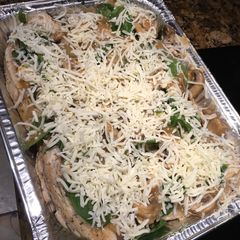 A picture of Cheesy Stuffed Spinach Chicken.
