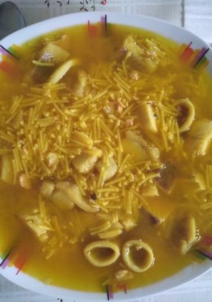 Una foto de Sopa de marisco con bacalao