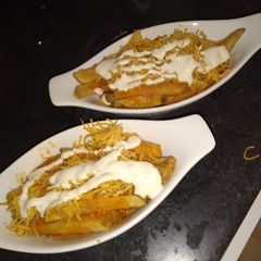 A picture of Kamakazze fries.