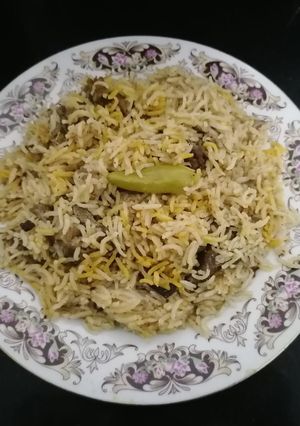 A picture of Yakhni polao restaurant style 😋😋.