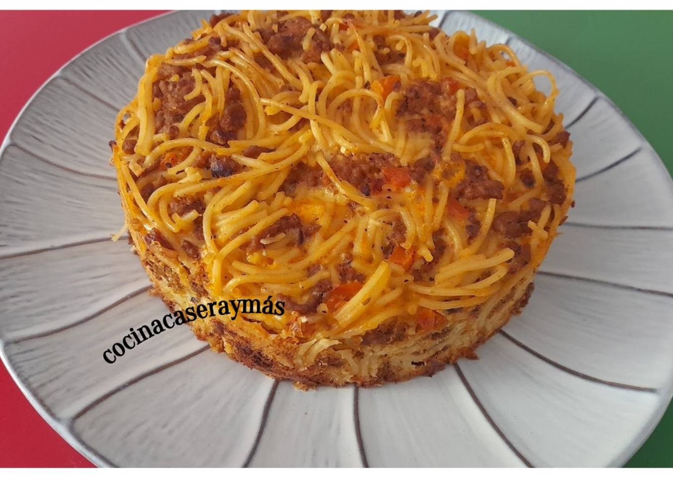 Pastel de espaguetis