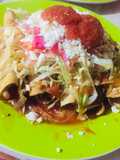 Flautas de pollo