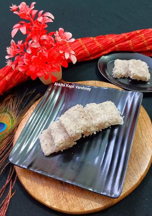 A picture of Coconut Burfi.
