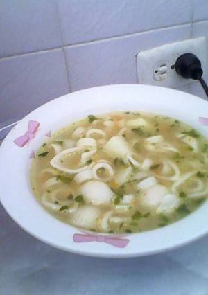 Una foto de Sopa de pastas argollas
