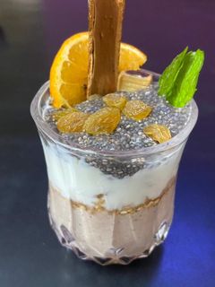 ડાયેટ ચિયા સીડ પુડિંગ (Diet Chia Seed Pudding Recipe In Gujarati) રેસીપી મુખ્ય ફોટો