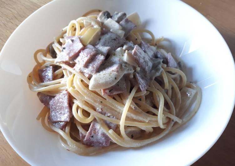 Resep masakan Spaghetti Saus Creme Fraiche | Cara Buat Spaghetti Saus Creme Fraiche Yang Lezat Sekali