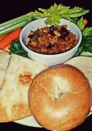 A picture of Mike's Versatile Roasted Garlic Spread.