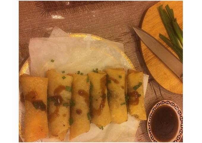 Steps to Prepare Super Quick Homemade Chinese •Spring rolls• with sweet sauce