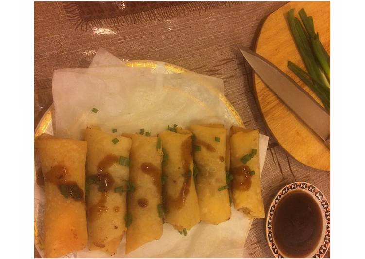 Recipe of Favorite Chinese •Spring rolls• with sweet sauce