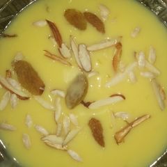 A picture of Yummy Custard kheer.