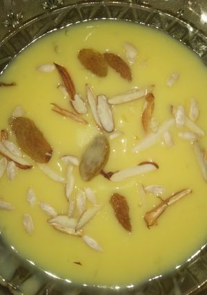 A picture of Yummy Custard kheer.