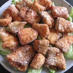 A picture of Salmon ‘Tatsuta-agé’.