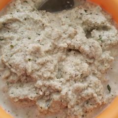 A picture of Coconut chutney.