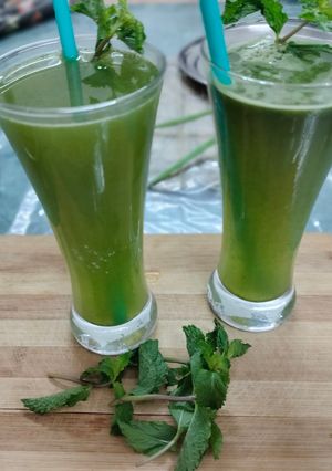 पुदीना लेमनड्रिंक रेसिपी मुख्य फोटो