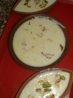 मैंगो फिरनी(mango firni recipe in hindi) रेसिपी मुख्य फोटो