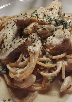 A picture of My Spinach Ricotta Chicken Mushroom Pasta.