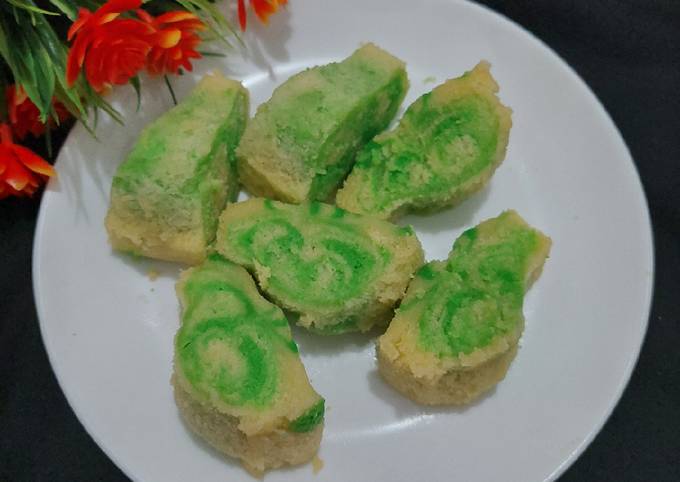 Bolu Rainbow Kukus 1 telur