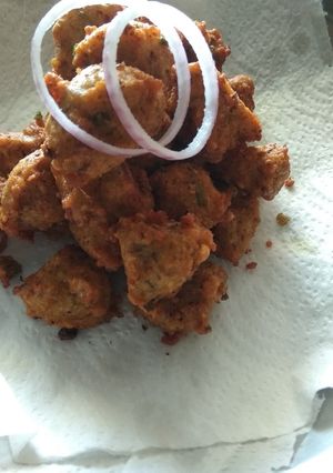 A picture of Lauki-Mix Dal Fritters.