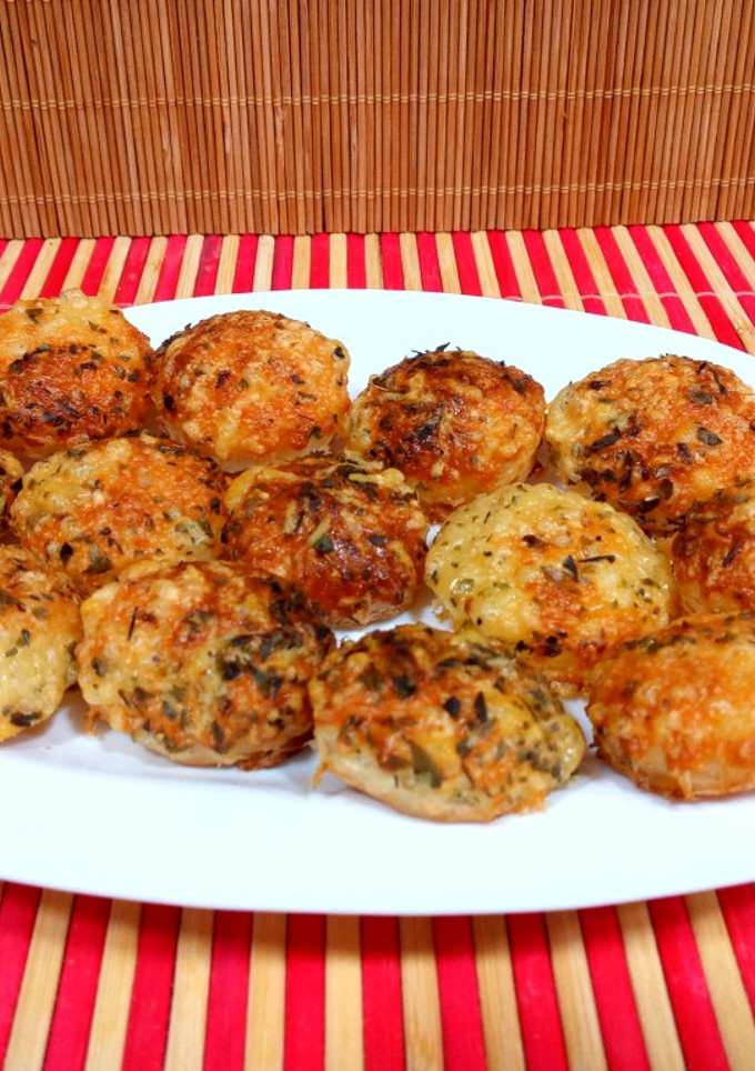 Una foto de Aperitivos de hojaldre y parmesano