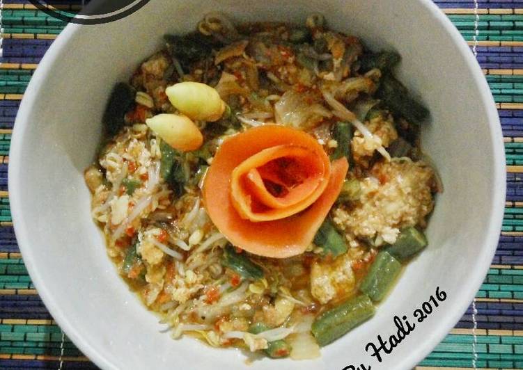 Bagaimana Membuat Tahu Tempe Sayur Sambel Bawang Anti Gagal