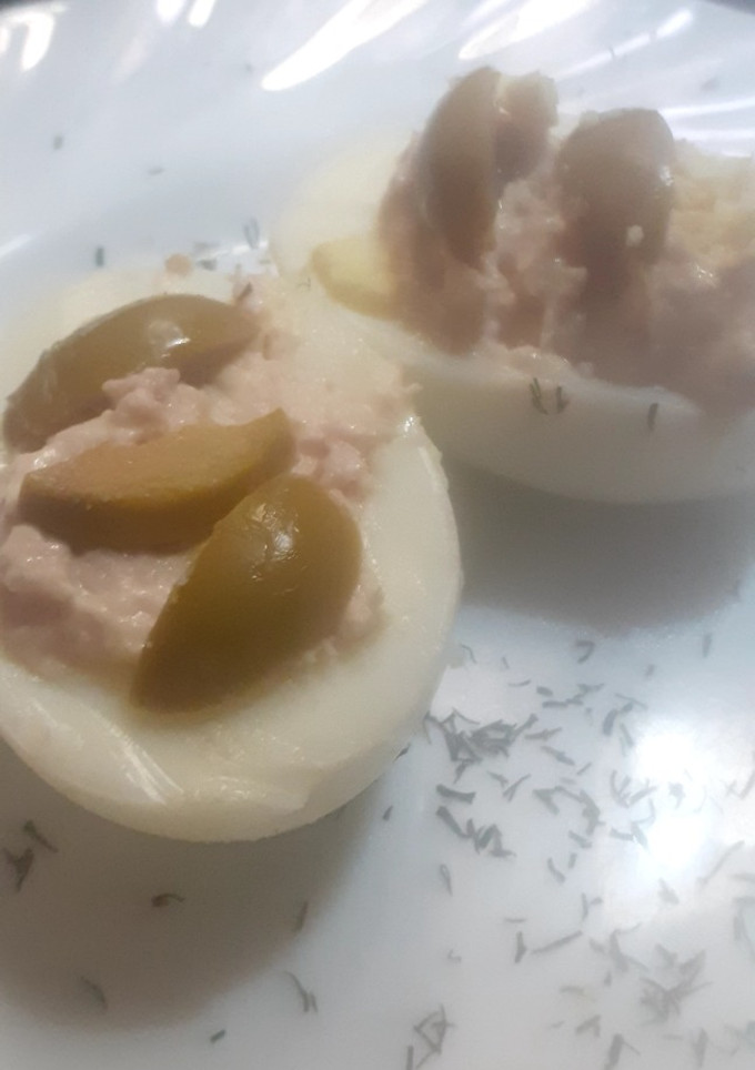 Una foto de Huevos rellenos