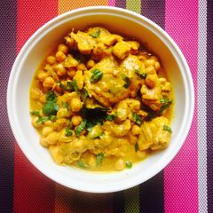 A picture of Murgh Chole.