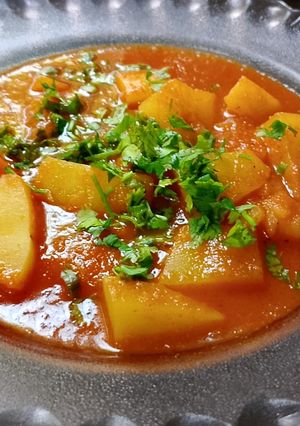 صورة لوصفة بطاطا بالمرق 🥔🍅