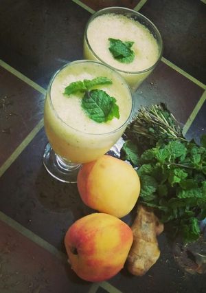 A picture of Ginger Peach soda.