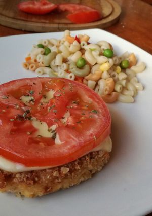 Una foto de Hamburguesas de pollo napolitana