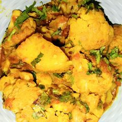 A picture of Aloo gobhi sabzi.